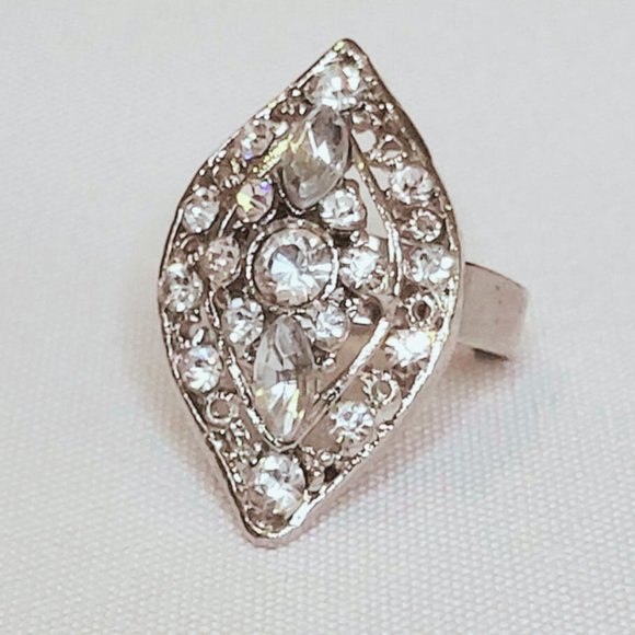 Adjustable Silver Ring with Crystals - (Gift with a $ 50+ purchase) - Picture 1 of 2